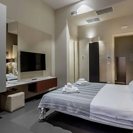 Salina Luxury Πανσιόν Πάρμα