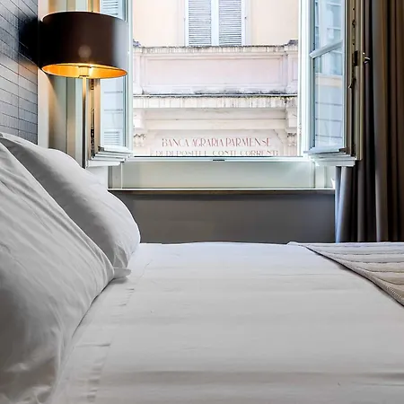 Salina Luxury 3* Πάρμα