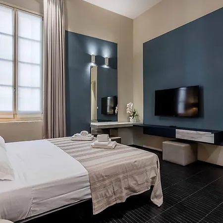 Πανσιόν Salina Luxury 3*